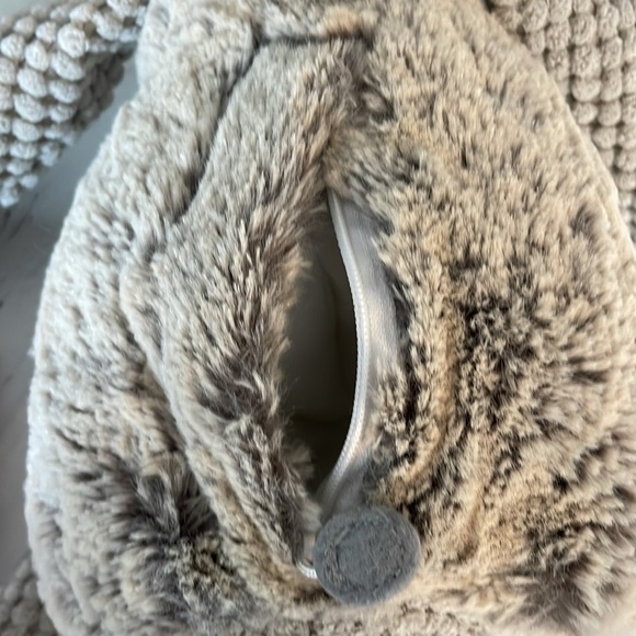 Scentsy Buddy - Keaton the Koala with Bubblegum Blast Scent - Picture 6 of 7